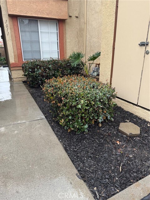 Building Photo - 1365 Crafton Ave