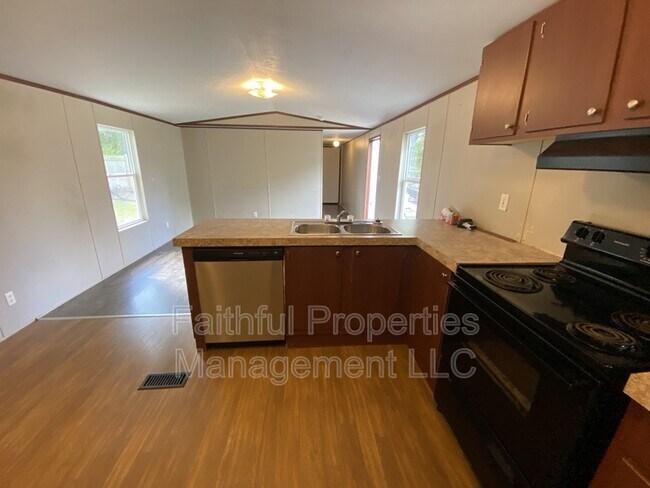 Foto del edificio - 10315 County Rd 2301