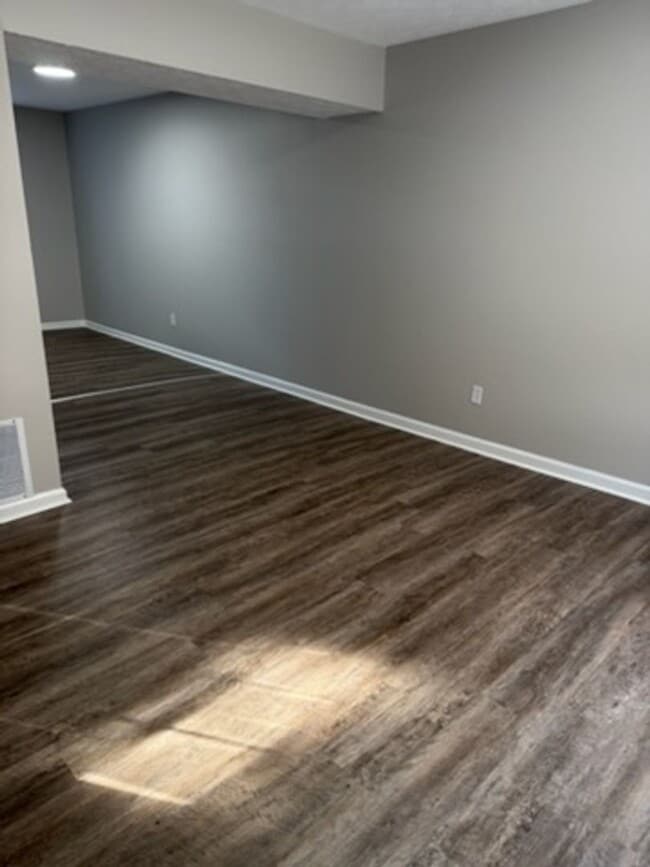 Building Photo - 306 McDougal Ave