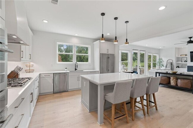 Foto del edificio - 2071 Fairhaven Cir NE