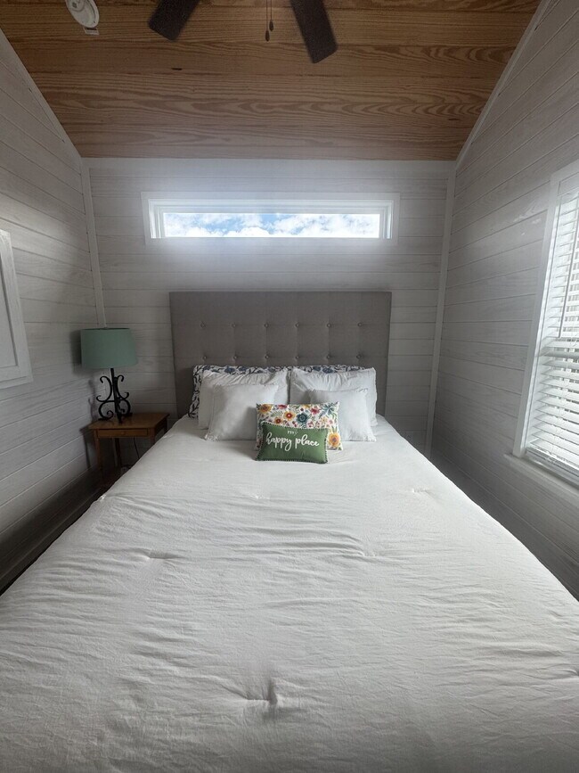 Foto del edificio - Tiny home at the Hamlet in Simple Living