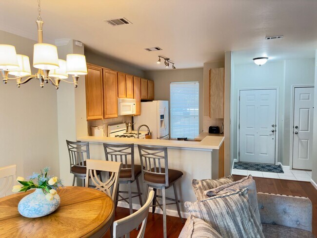 Foto del edificio - 2 Bedroom Townhome in Westcreek Ranch