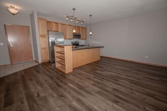 Interior Photo - Granite Shores