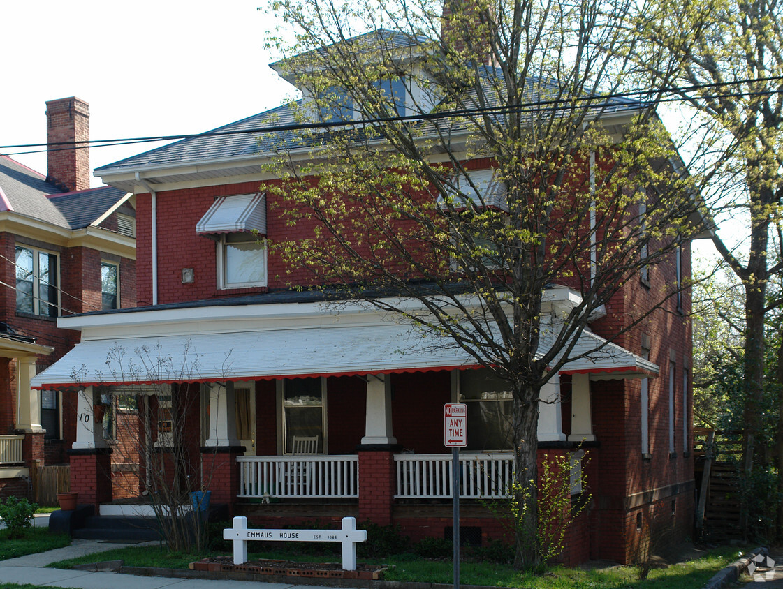 Building Photo - Emmaus House