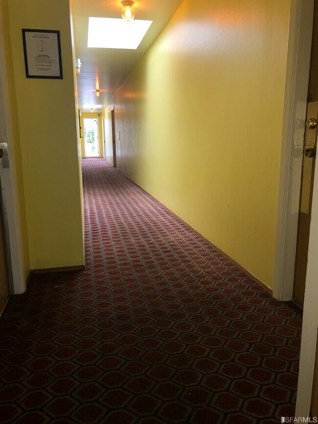 Foto del edificio - 3075 22nd St