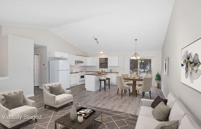 Foto del edificio - Spacious Duplex for Lease - 4 Bedrooms 2 F...