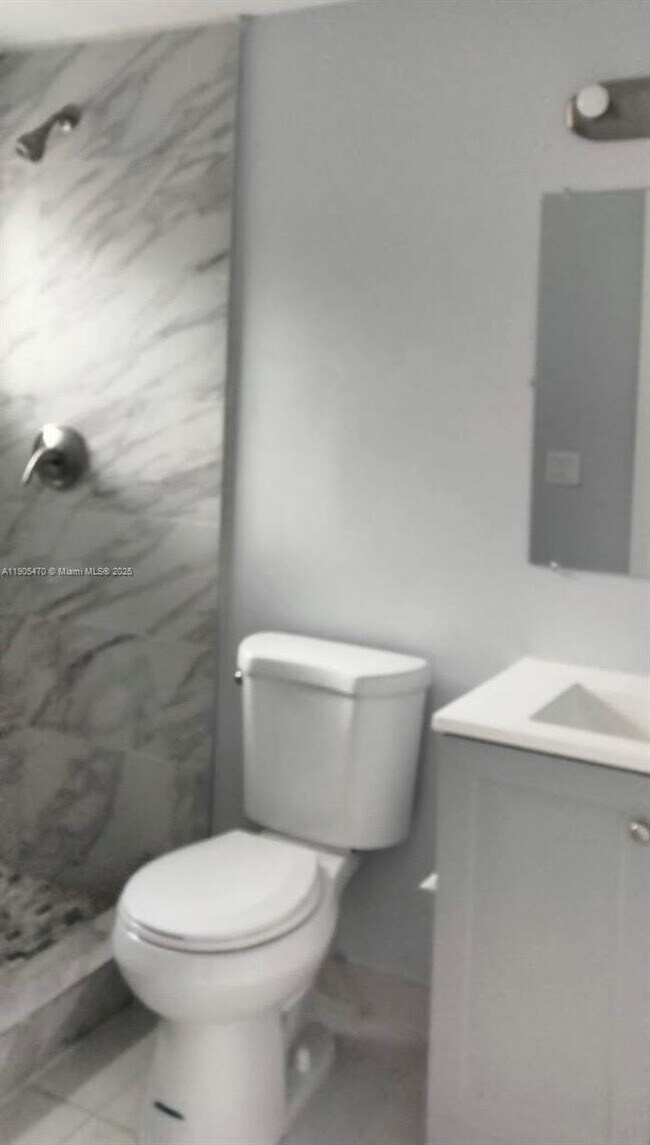 Foto del edificio - 629 9th St