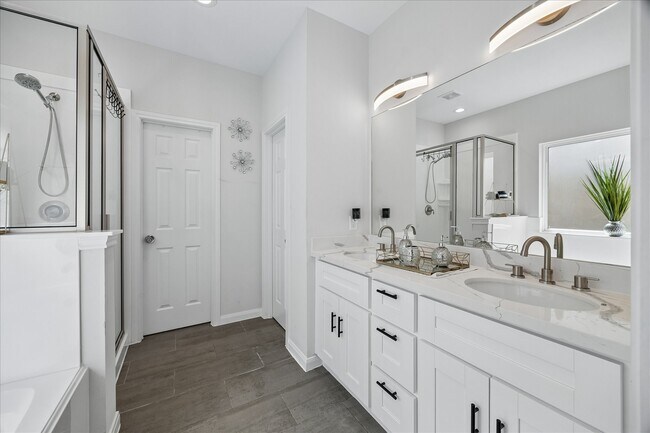 Foto del edificio - 8308 James Franklin St
