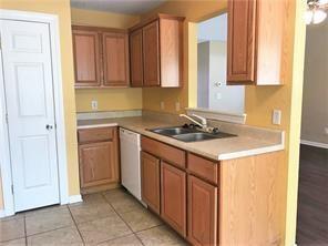 Building Photo - 505 W Forest Dr