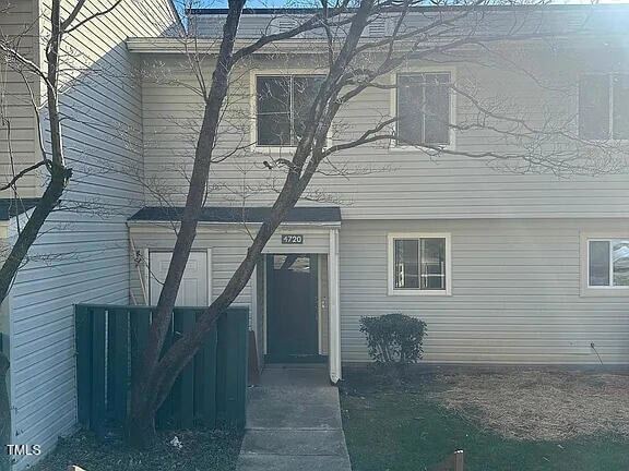 Foto principal - 4720 Walden Pond Dr