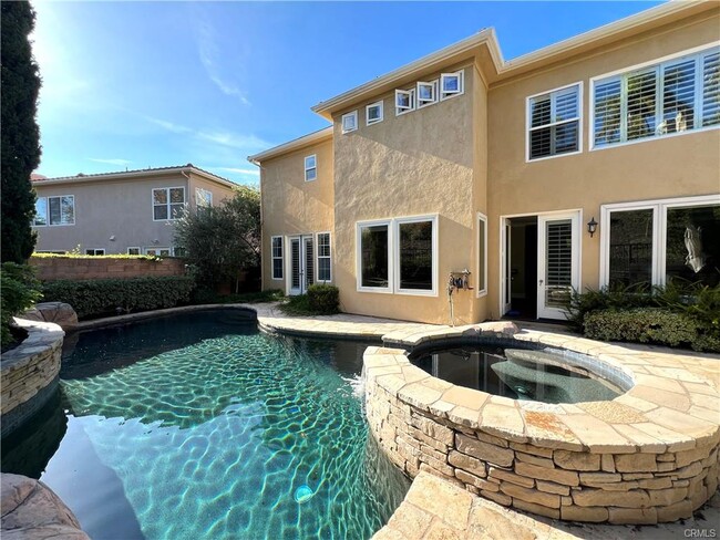 Foto del edificio - 19292 Jasper Hill Rd