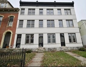 Building Photo - 920 Washington Ave