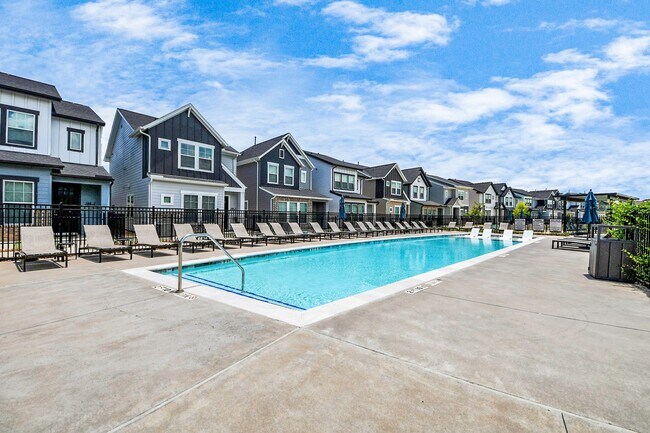 Foto del edificio - 5300 Berkeley Knl Cir