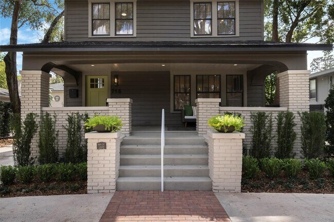 Foto del edificio - 718 E Livingston St