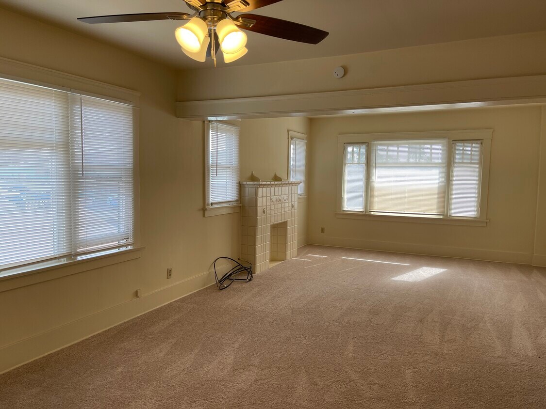 Foto principal - 347 1/2 Hermosa Ave