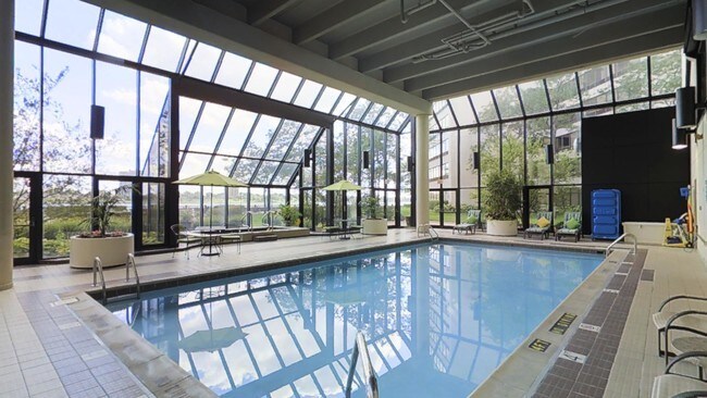 Primary Photo - 300 Riverfront Dr