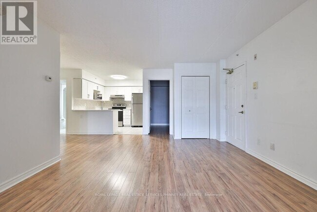 Photo du bâtiment - 1441 Walkers Line