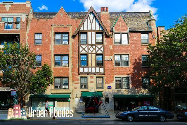 Primary Photo - 4827 N Damen Ave