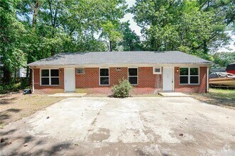 Building Photo - 1250 Pall Mall St