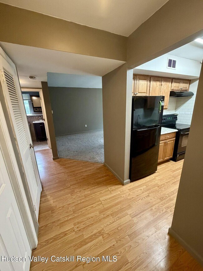 Building Photo - 616 Cherry Hill Dr
