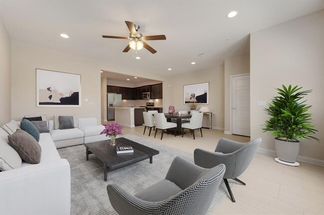 Building Photo - 6814 E Riverside Dr