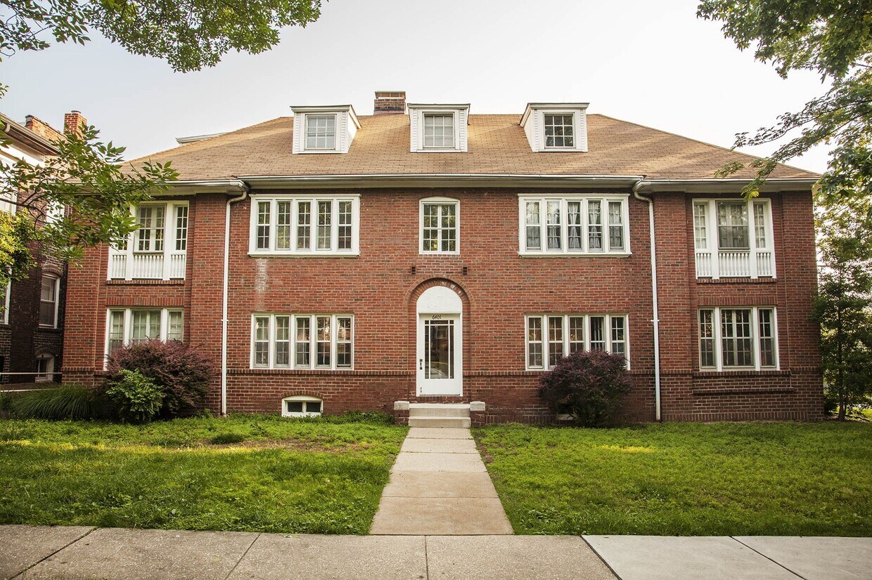 6401 Alamo Ave Unit 2 W, Clayton, MO 63105 Apartments in Clayton, MO