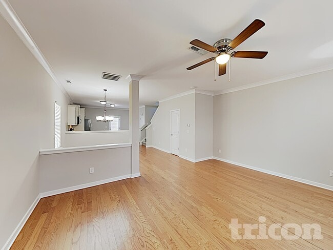 Foto del edificio - 7030 McLothian Ln