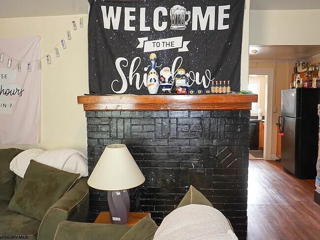 Foto del edificio - 148 8th St