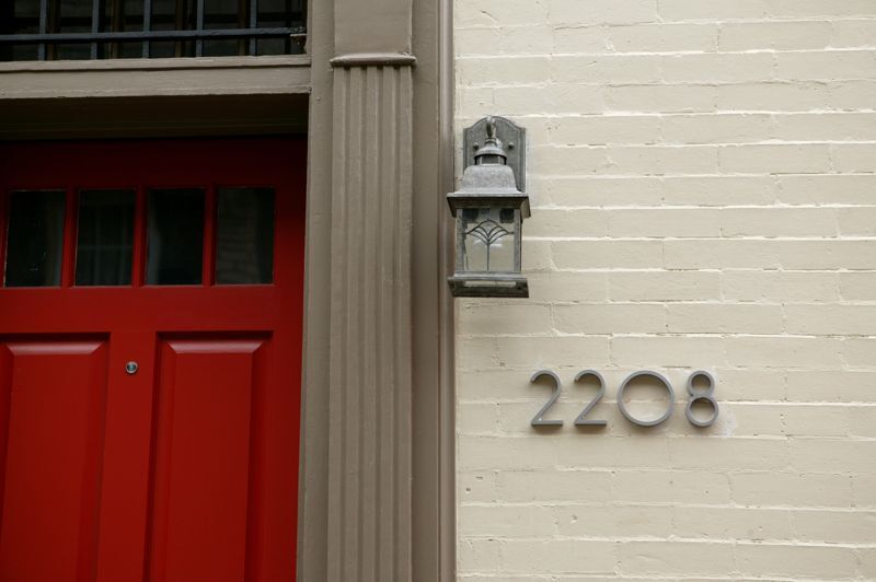 Foto principal - 2208 Panama St