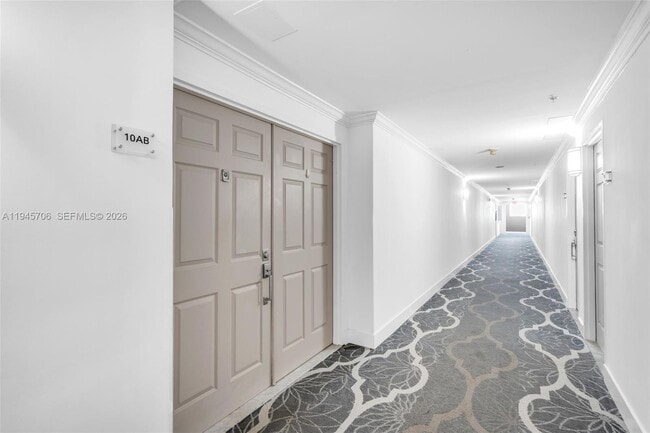 Foto del edificio - 10350 W Bay Harbor Dr