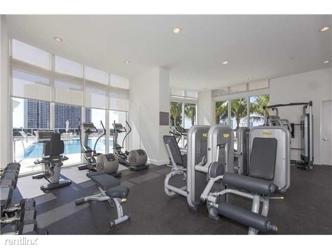 Building Photo - 4100 Island Blvd