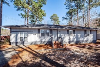 Building Photo - 444 Academy Rd