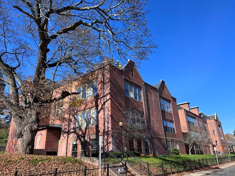 15 Prospect St Unit 13, New Britain, CT 06051 Condo for Rent in New Britain, CT