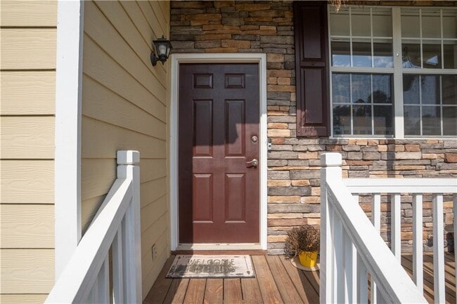 Building Photo - 356 Hickory Lake Dr