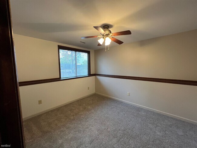 Building Photo - 4 br, 2 bath House - 715 E Hedgewood St Wo...
