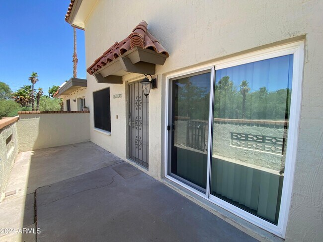 Foto del edificio - 14405 Teakwood Ln