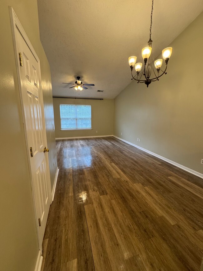 Building Photo - 3273 Cain Harbor Dr