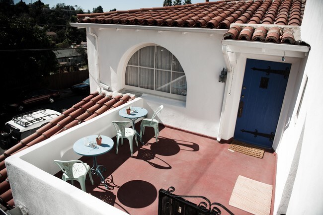 Patio delantero - 2677 Waverly Dr