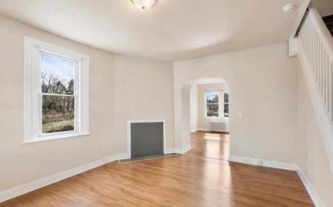 Foto del edificio - Stunning 3-Bedroom Townhome in East Gemant...
