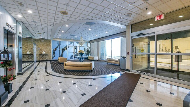 Building Photo - 101 S Plaza Pl
