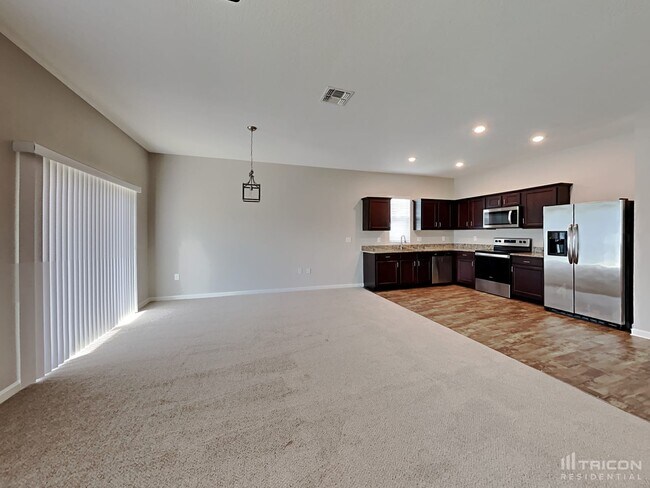 Foto del edificio - 16423 Blooming Cherry Dr