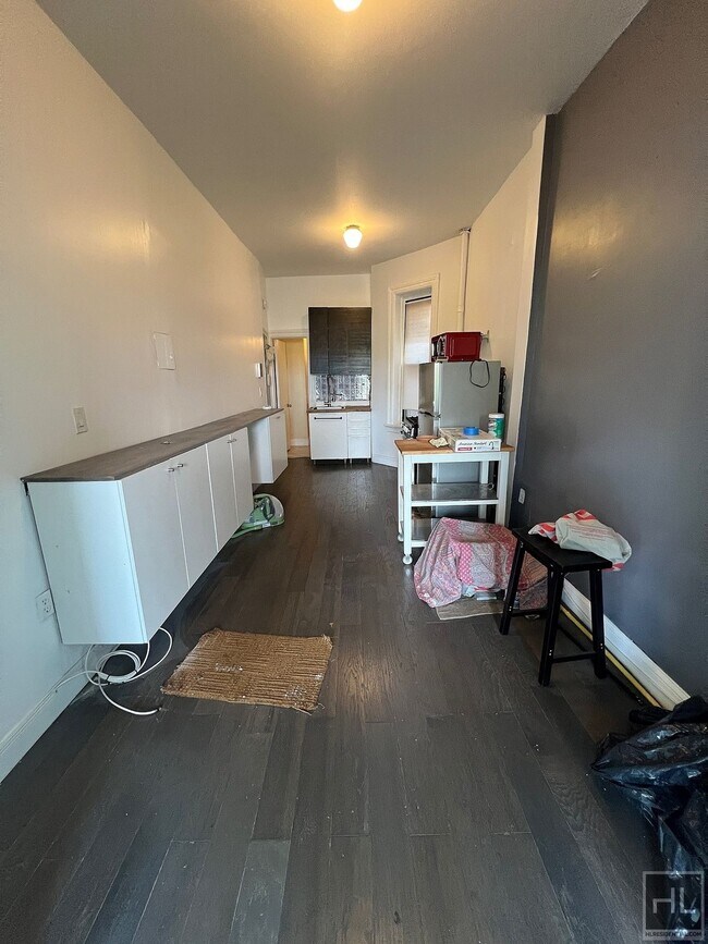 Foto del edificio - Junior 1BR / Studio Right Along Prospect P...
