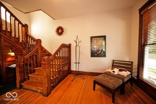 Foto del edificio - 614 E 15th St