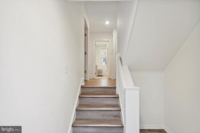 Foto del edificio - 912 Darby Rd