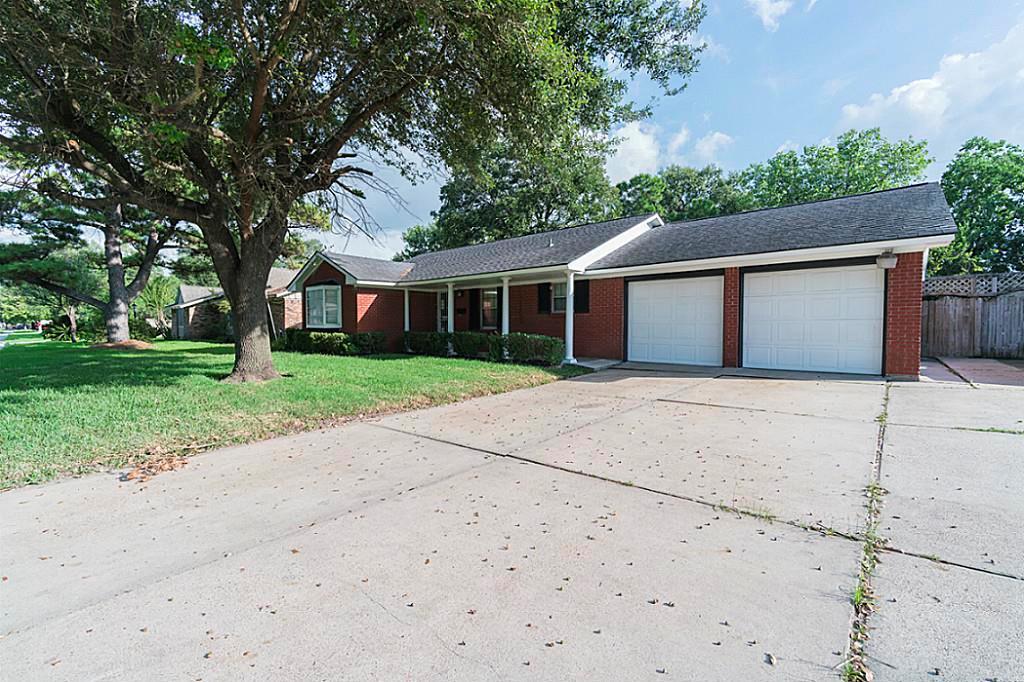 Primary Photo - 3118 Edmonton Dr
