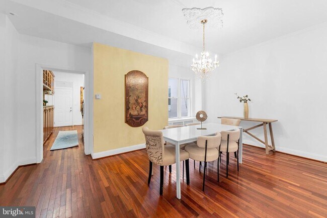 Foto del edificio - 3408 13th St NW