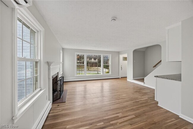 Building Photo - 20945 Halworth Rd