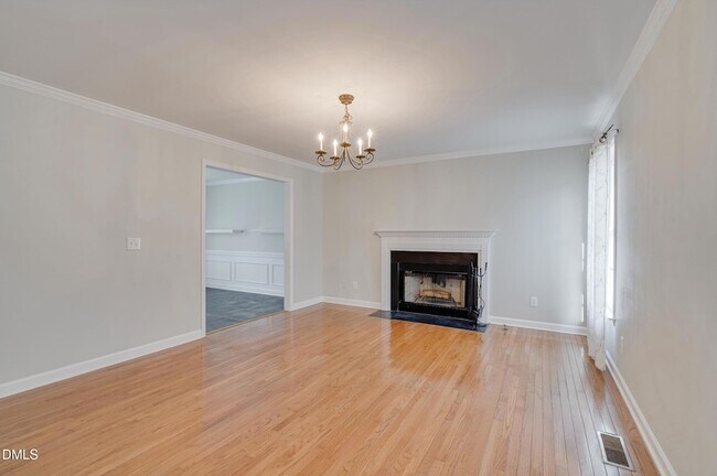 Foto del edificio - 5900 Eaglesfield Dr