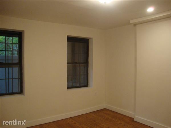 Building Photo - 900 Lafayette Ave