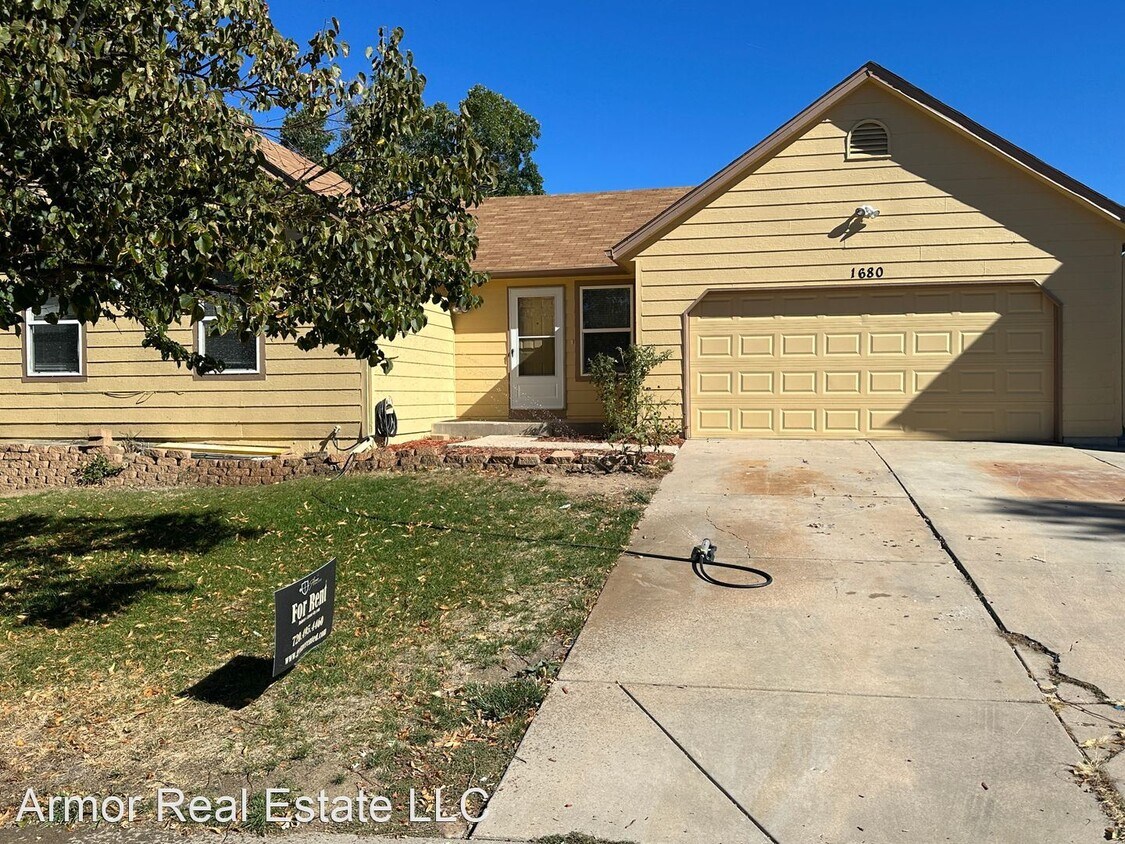 4 br, 2 bath House 1680 S Espana Way House Rental in Aurora, CO